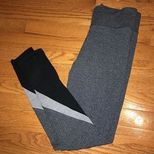 Victoria’s Secret grey & black leggings